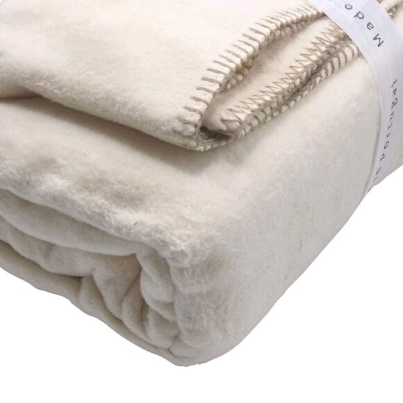 Docofil White Queen Size Cream Luxuriously Cotton Soft Blanket Made In Portugal - Picture 9 of 12